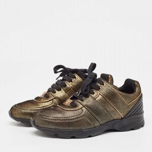 Authentic CHANEL G31711 Metallic Crackled Gold BLACK LEATHER CC LOGO SNEAKERS 41